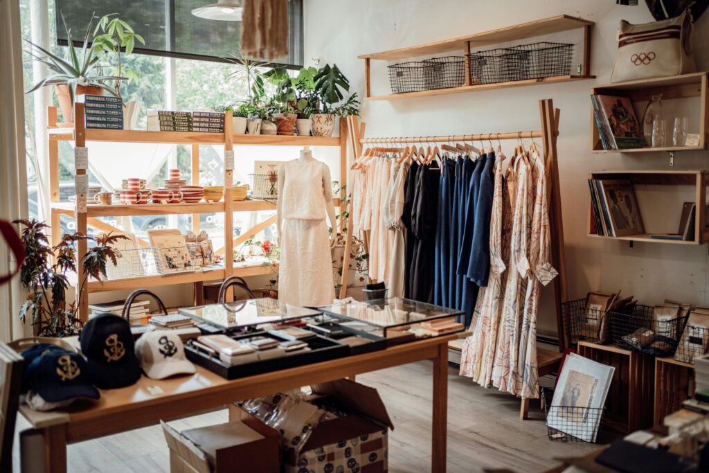 Boutique fashion and lifestyle stores are scattered throughout Assagao. Source: Unsplash